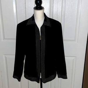 St.John Sport blazer 🖤